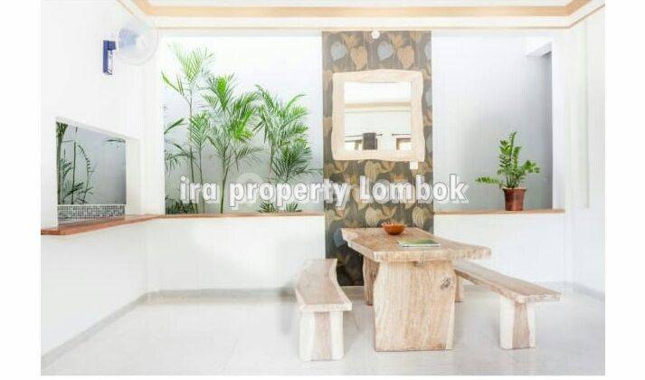 Villa di Central Kuta Mandalika Lombok  4