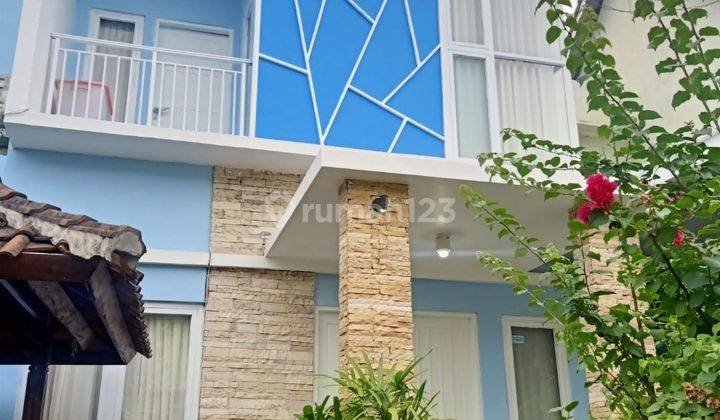 Rumah Lantai 2 di Kompleks Bale Pelangi 4