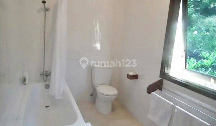 Villa di Secret Garden Kerandangan Dekat Senggigi  8