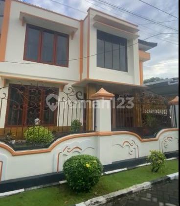 Rumah Mewah di Kompleks Panjitilar Kota Mataram  1