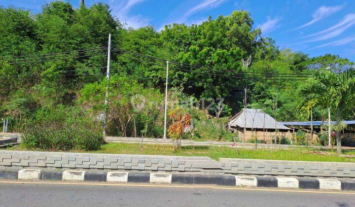 Tanah Pinggir Jalan Raya di Sentral Kuta Mandalika Lombok  1