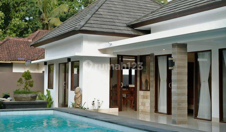 Villa Modern Minimalis di Batu Layar Dekat Senggigi  1