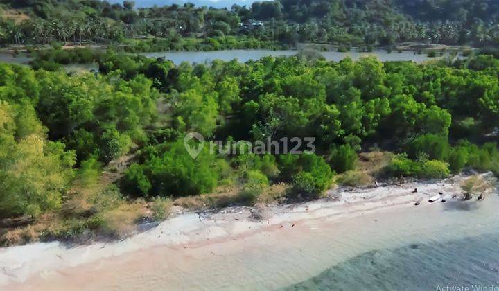 Tanah Pinggir Pantai Gili Gede 1