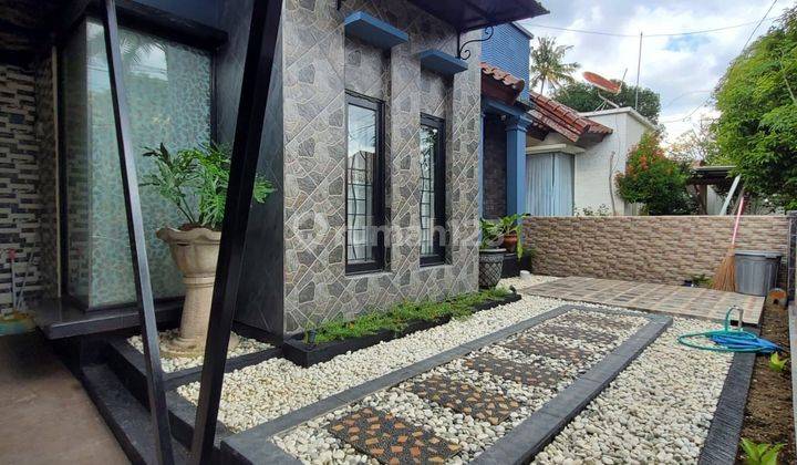 Rumah Modern Minimalis di Kompleks Meninting Regency  1