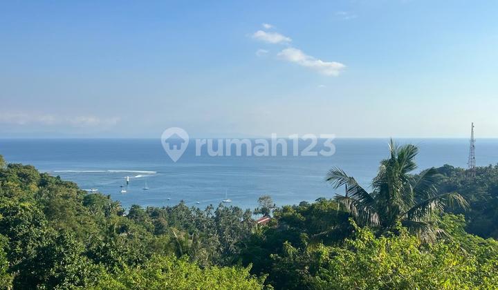 Tanah view laut Lokasi premium di central Senggigi.  