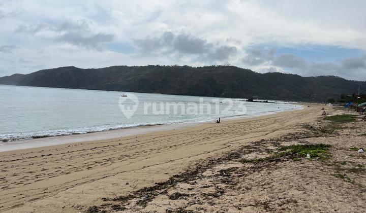 Tanah depan pantai beachfront sentral kuta Mandalika 