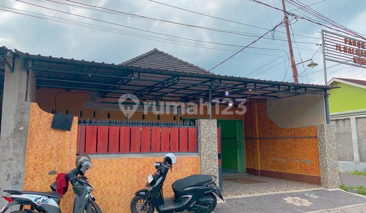 Rumah di Rembiga belakang Same Hotel 