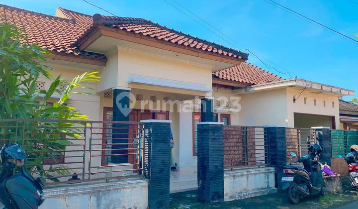 Rumah di Taman Baru dekat mall epicentrum   1