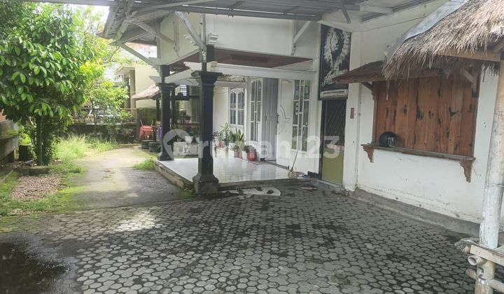 Rumah di Rembiga Dekat Hotel Lombok Astoria