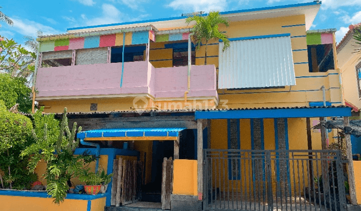 Rumah di kompleks Senggigi square  1