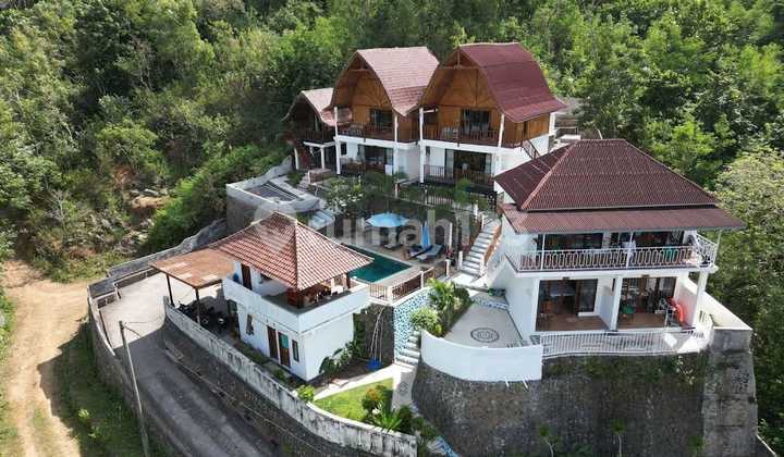 Sea view villa in central Kuta Mandalika Lombok