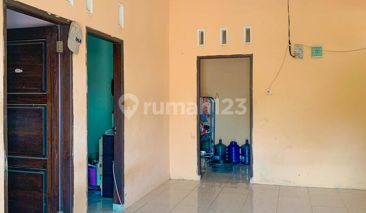 Boarding house in Jempong near UIN campus.