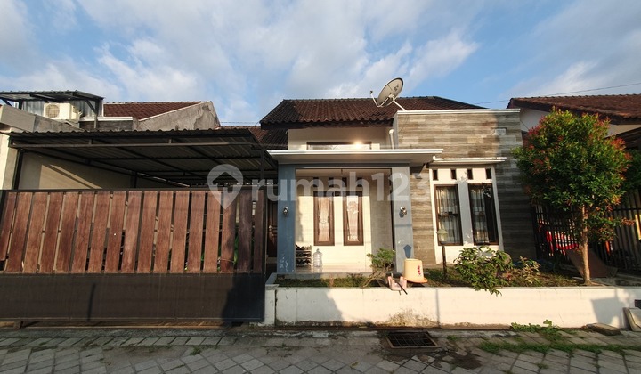 Rumah di Kompleks Udayana Pusat Kota Mataram 1