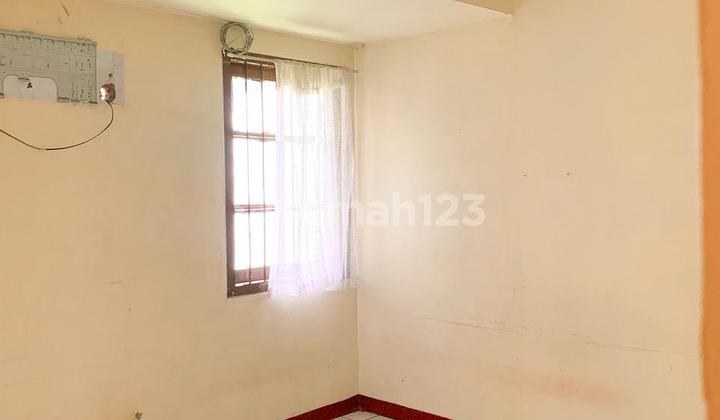 Rumah di kompleks Pagutan dekat RS Biomedika  2