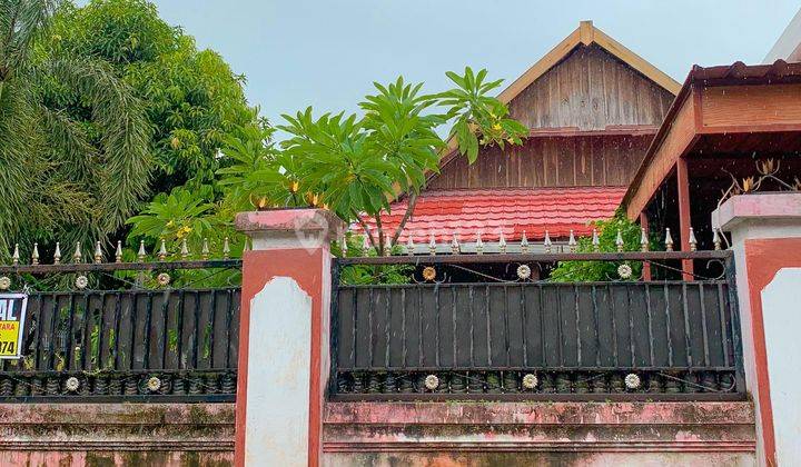 Rumah Dekat Jalan Panjitilar Mataram  1