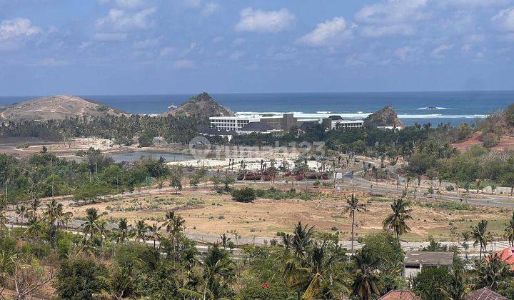 Tanah View Laut Sentral Kuta Mandalika Lombok  2