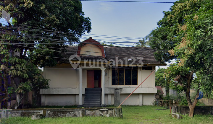 Tanah dan Bangunan di Pinggir Jalan Utama Narmada Tanah dan Bangunan di Pinggir Jalan Utama Narmada