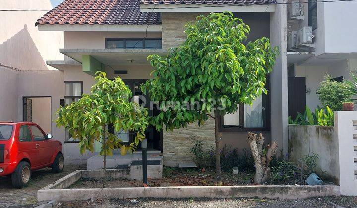 Rumah di Kompleks Garden View Mataram 1