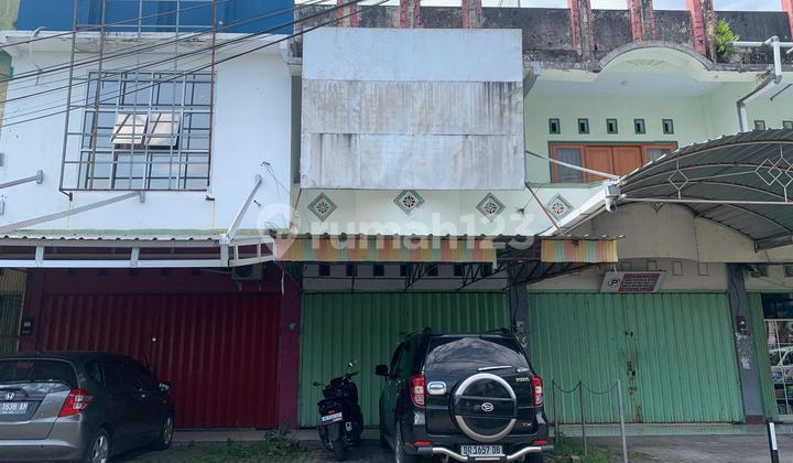 Shop house on Jl Adisucipto Mataram 1