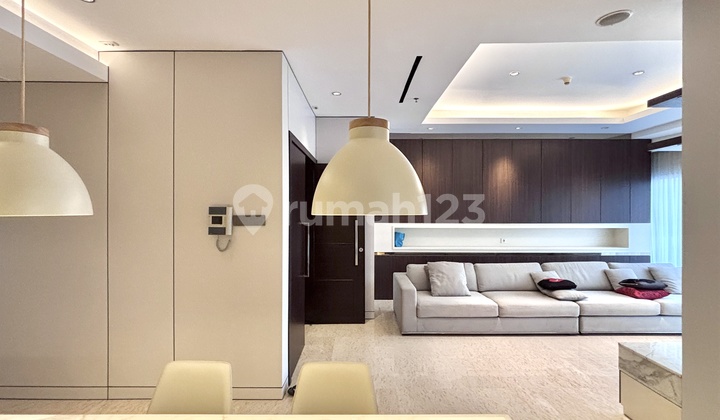 The Capital Residences Apartment 2 Bedrooms + 1 Walkin Closet Room, Furnished Fully Renovated 1