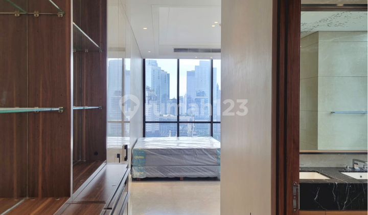 Apartment Regent Jakarta, 3 Bedroom, Semi Furnished Brand New 9