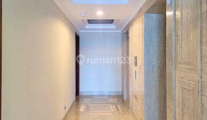 Apartemen District 8 4 Bedrooms Dijual Unfurnished Good Condition 2