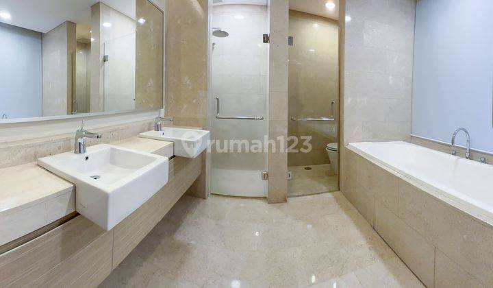 Senopati Suites Apartment 2 Bedrooms + Study Room With High Ceiling