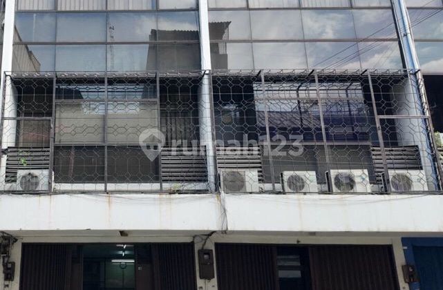 Ruko 4 Lantai di Komplek Roxy Mas Jakarta Pusat