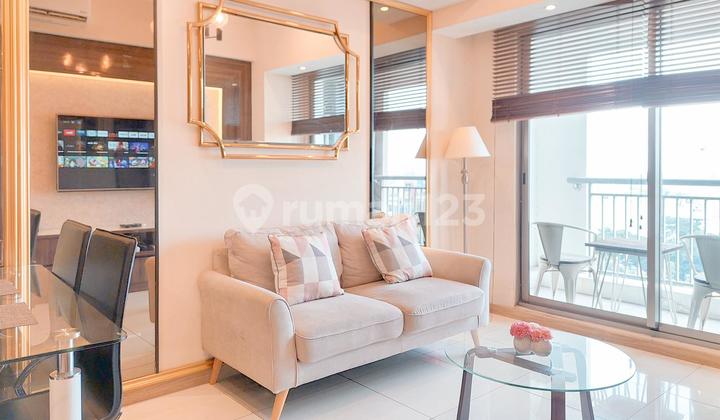 Apartment 2 BR Fully Furnished at MTown Signature Gading Serpong