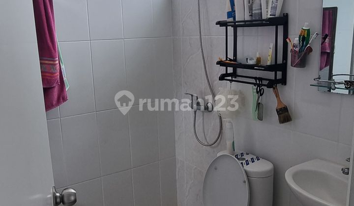 Minimalist House in Malibu Village Gading Serpong 2