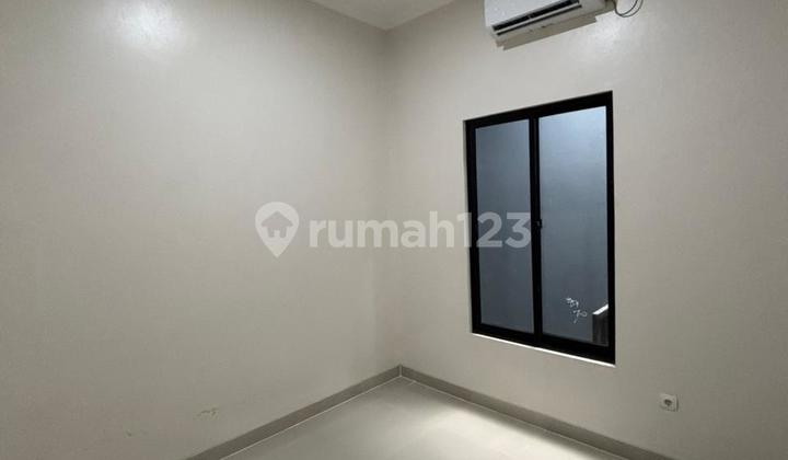 Brand New House in Gading Serpong 2