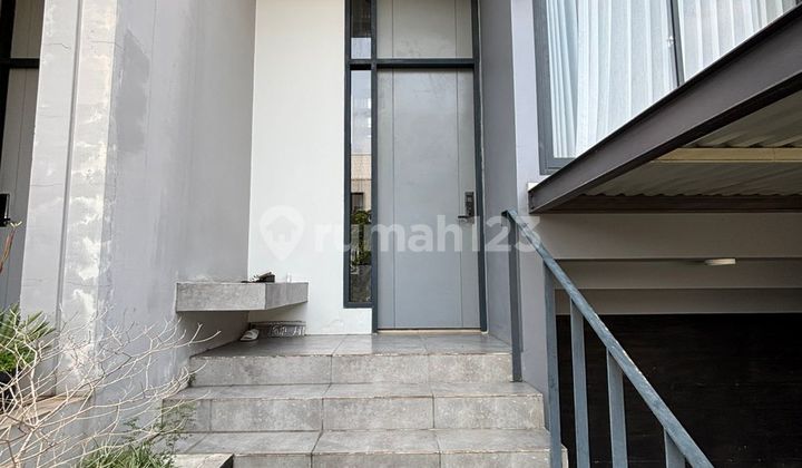 Rumah Minimalis Brand New Di Greenwich BSD City 2