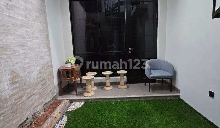 Rumah Cantik 2 Lantai di Sutera Winona Alam Sutera 2
