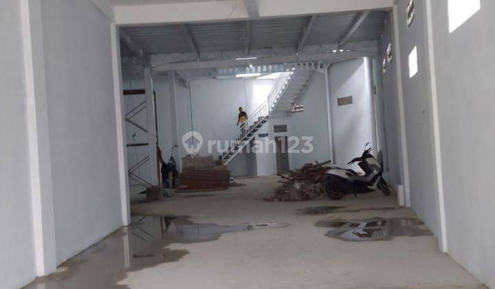 Gudang di Kembangan, Jakarta Barat, Bagus, Luas 956, Bebas Banjir 1