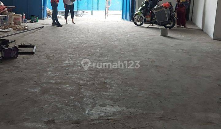 Gudang di Puri Kembangan Jakarta Barat, Luas 400m, 300jt tahun 1