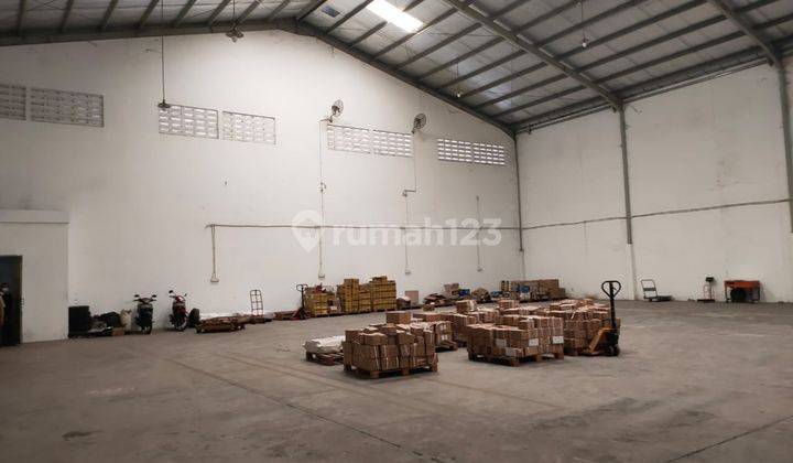 Gudang Daan Mogot Arcadia, Luas 700m, Kantor 2 Lantai, Hgb, 15.5m