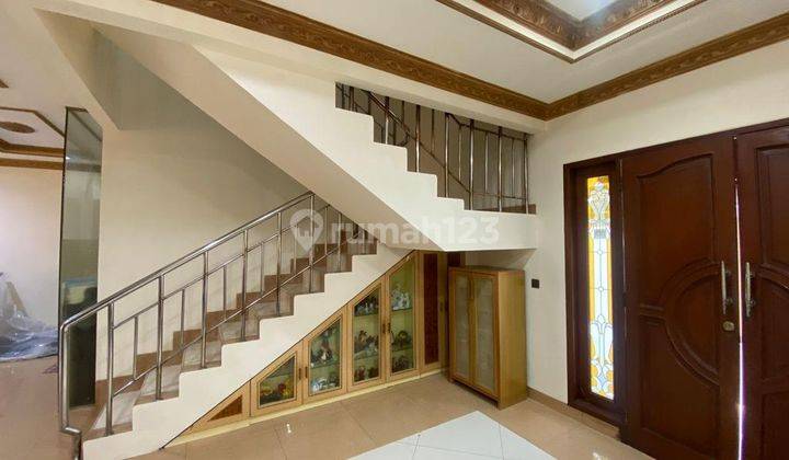Rumah di Muara Karang Jakarta, Ukuran 10x20, Semi Furnish, Shm 3