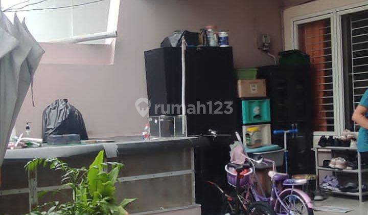 Rumah Di Kresek Indah Jakarta Barat, 2 Lantai, Shm, Semi Furnish 2