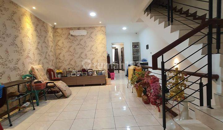 Rumah di Taman Grisenda Jakarta Utara, Luas 5x15.5m 3.5Lt Furnish 1