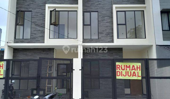 Rumah Baru Di Taman Aries Jakarta Barat, 2 Lantai, Hgb, Hrg 1.95M 1