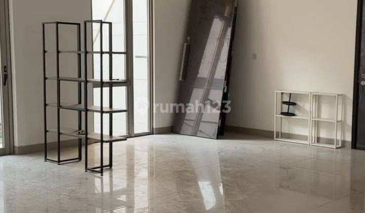 Rumah Bagus Di PIK 2 Pantai Bukit Villa, Luas 10x30m, 2 Lantai 2