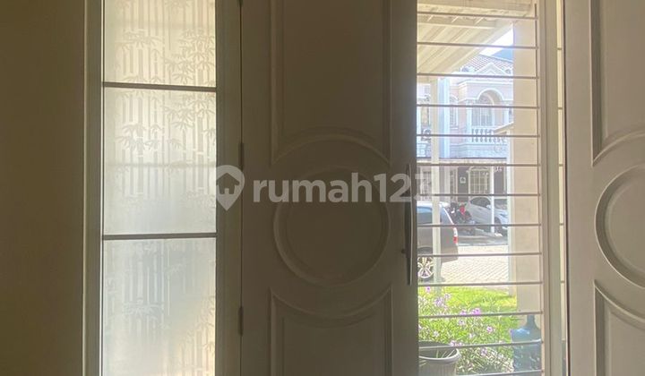 House in West Europa Green Lake City, 2 floors, size 8x15, 3 bedrooms, 4 air conditioning units.