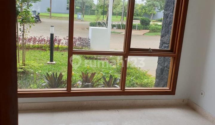 Rumah di Metland, East Terrace, Belakang Rs Mandaya, Lt 216M² Rumah di Metland, East Terrace, Belakang Rs Mandaya, Lt 216M²