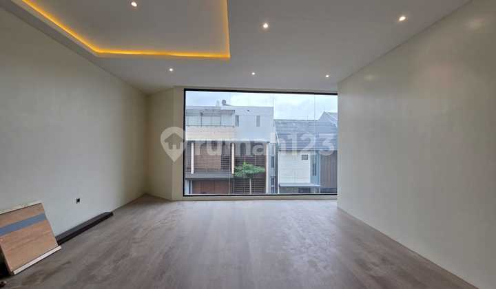 New House, 4 Floors in Permata Buana, Land Area 144M² 2