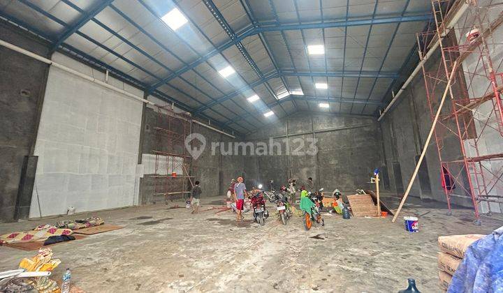 Gudang di Cipondoh Tangerang Luas 650m Ada Office Masuk Container 1