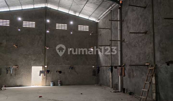 New Warehouse in Kapuk, Only 500m to PIK, Size 12.5x28m with Office New Warehouse in Kapuk, Only 500m to PIK, Size 12.5x28m with Office