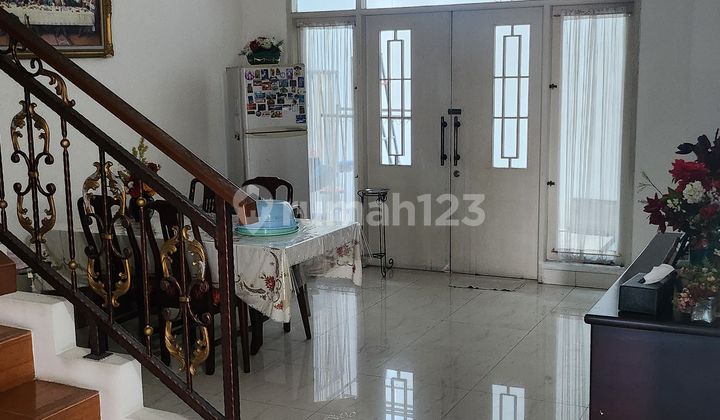 Rumah Di Komplek Grawisa Jelambar, Luas 7,5x22 Hadap Selatan Shm Rumah Di Komplek Grawisa Jelambar, Luas 7,5x22 Hadap Selatan Shm