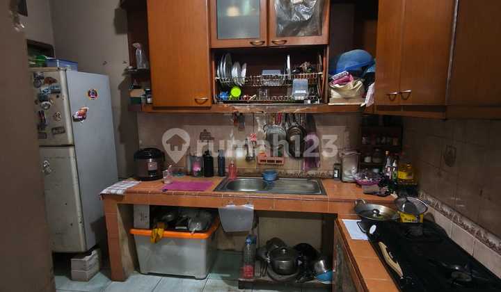 Old House Plot DKI Tower Road, Land Area 250m² 2