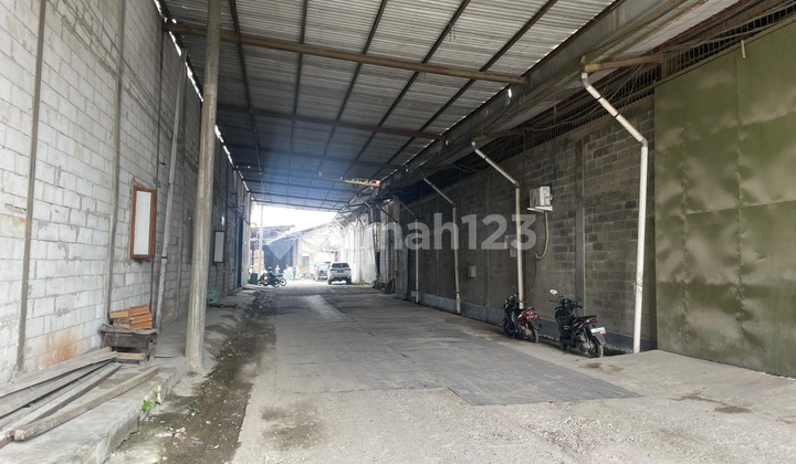 Warehouse in Jurumudi Daan Mogot Tangerang, Land Area 26000M² Warehouse in Jurumudi Daan Mogot Tangerang, Land Area 26000M²