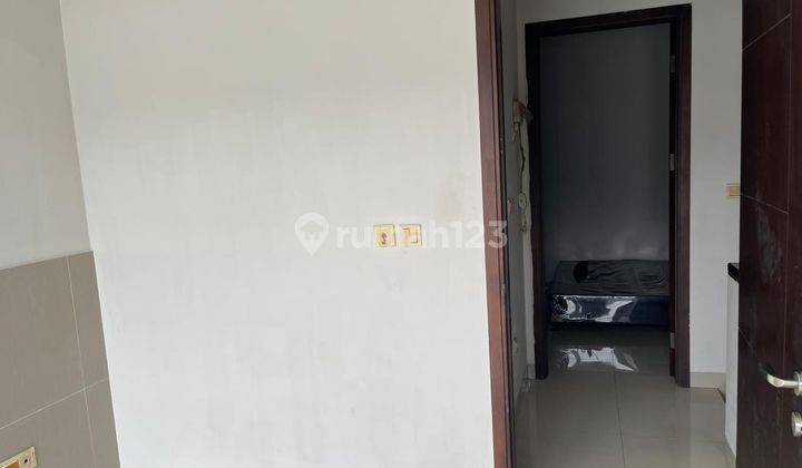 Rumah Bagus 2 Lantai Di Green Lake City Luas 4x12 Shm 2